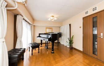 Costa Classics Piano Studio　ピアノ1